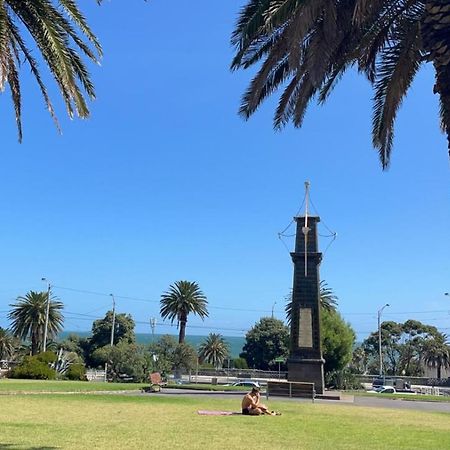 St Kilda Beachfront 2 Bedroom Apartment Melbourne Luaran gambar