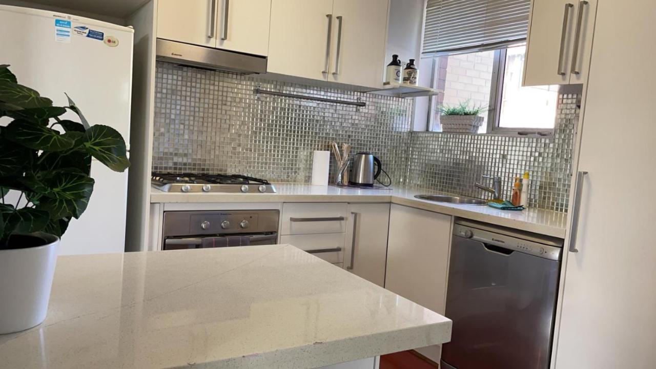 St Kilda Beachfront 2 Bedroom Apartment Melbourne Luaran gambar